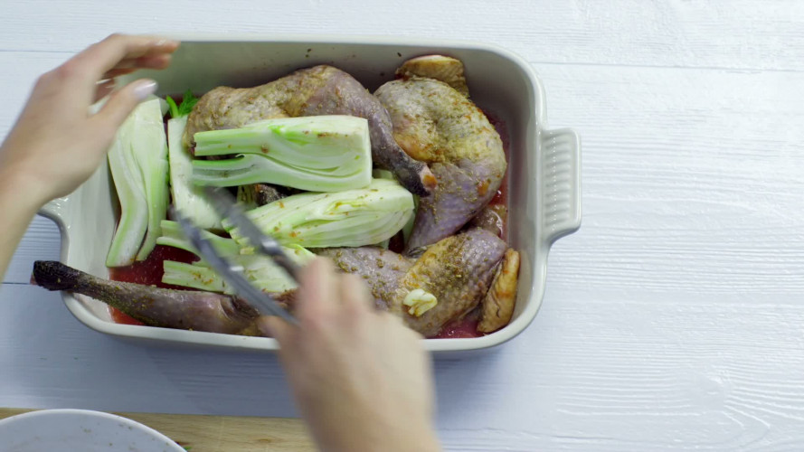 Parelhoenbouten met venkel en granaatappelsaus stap 6.mov