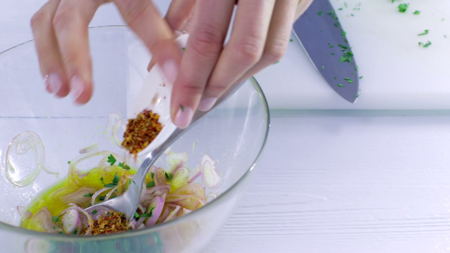 Salade van zoete aardappel met cevichedressing stap 5.mov