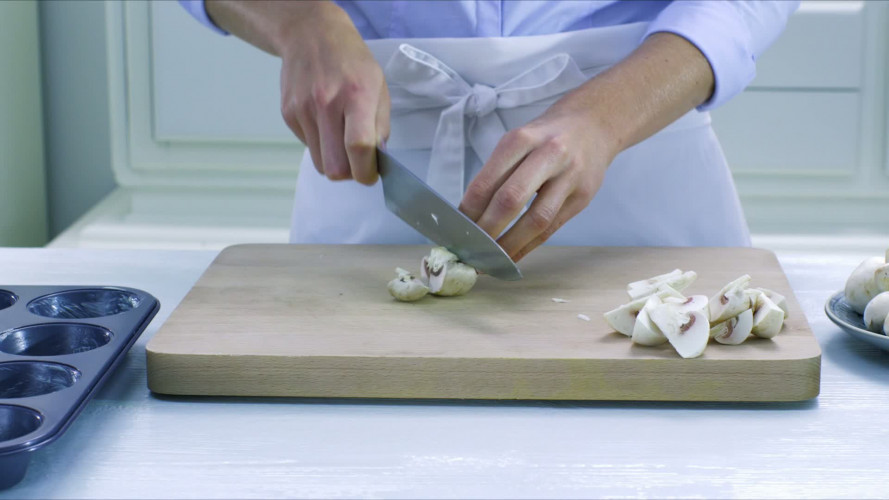 Omeletmuffins met witlofsalade stap 2 