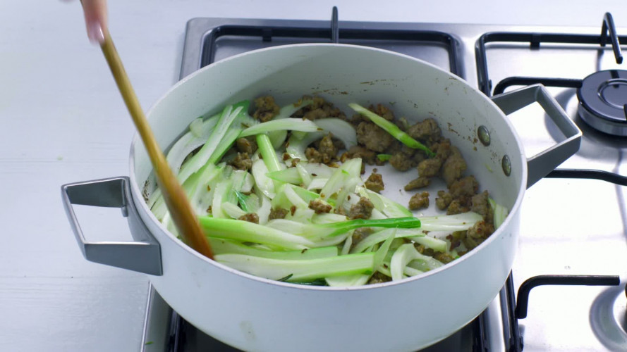 Witte bonen met venkel en worst Stap 5.mov