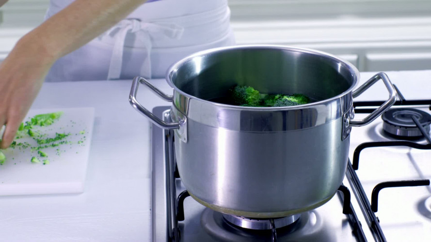 Zoete aardappel en broccoli stap 7.mov