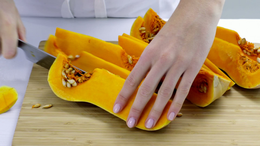 Pasta met flespompoen en kaas stap 2.mov
