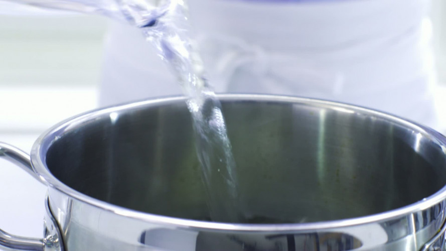 Linzen met Amsterdamse ui en worst stap 1.mov