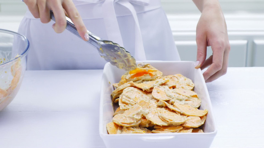 Romige gratin van zoete aardappel en pinda stap 5.mov