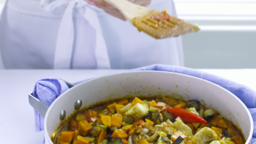 Zoeteaardappelcurry met witvis stap 12.mov