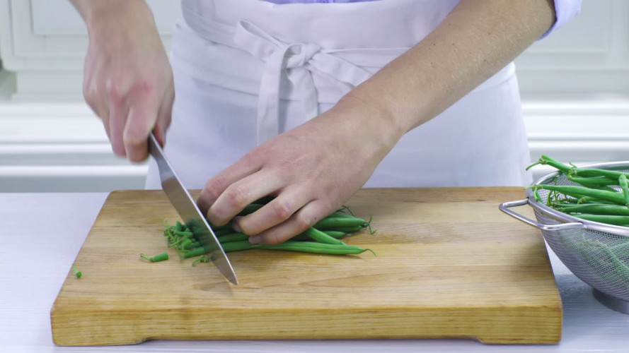 Poriyal (indiaas gebakken groenten) stap 1.mov