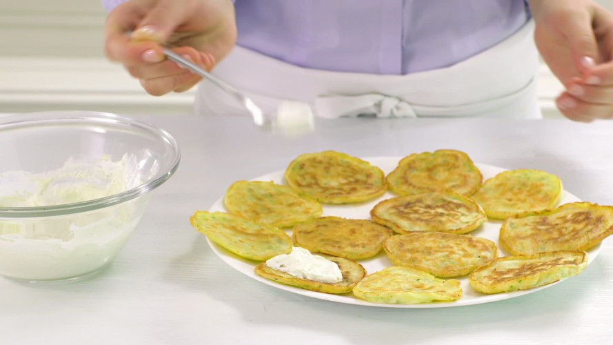 Bieslookblini's met zalm stap 6.mov
