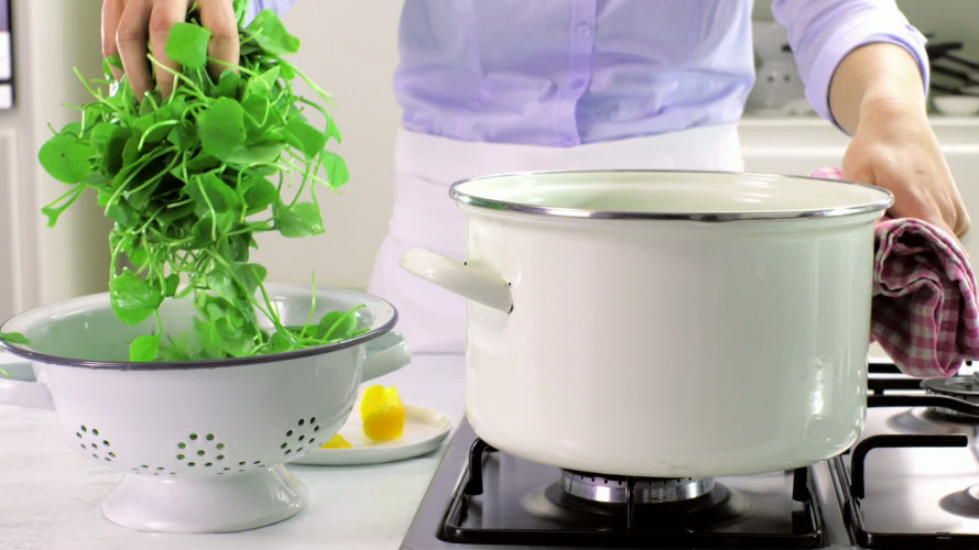 Postelein met witte kaas en oregano stap 4.mov