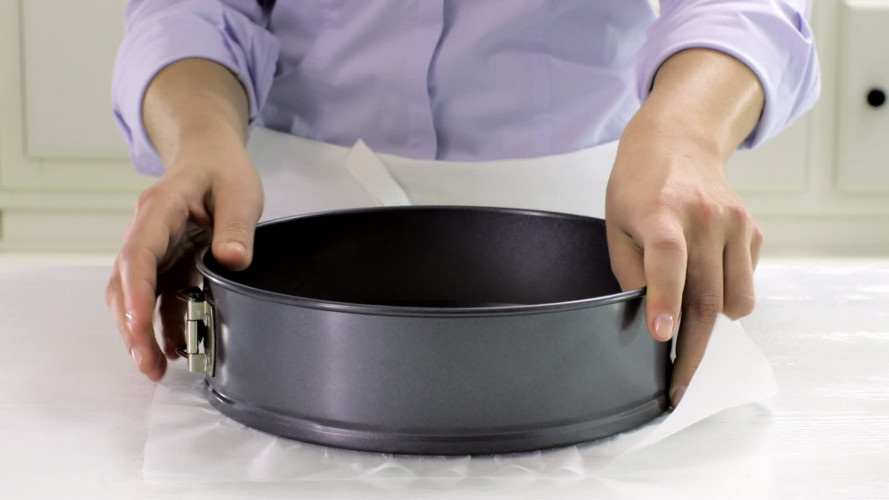 Vanille-kaneelcheesecake met dadel-notenbodem stap 1.mov