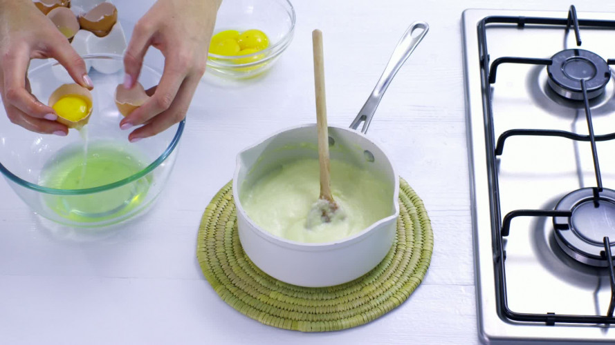 Kaassoufflés stap 7.mov