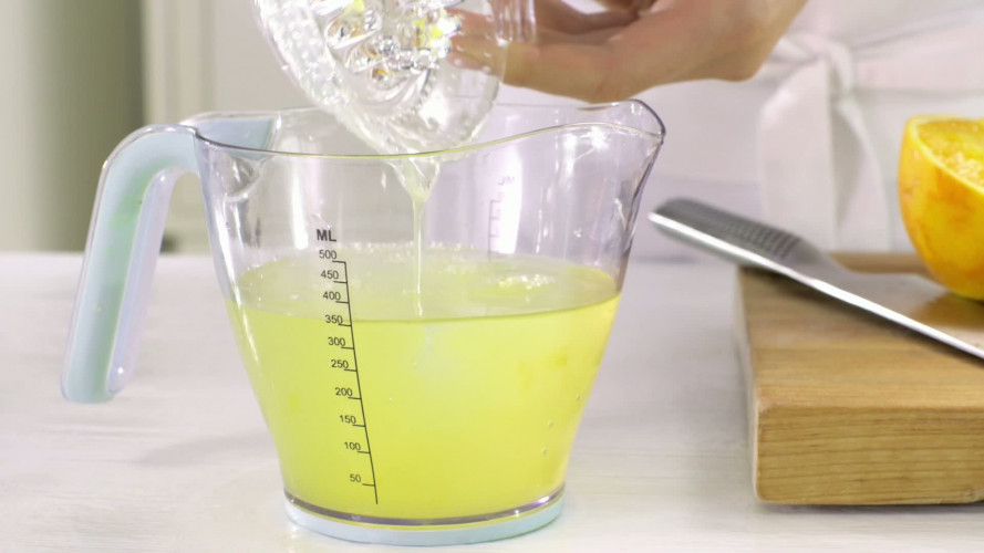 Couscoussalade met raapstelen stap 1.mov