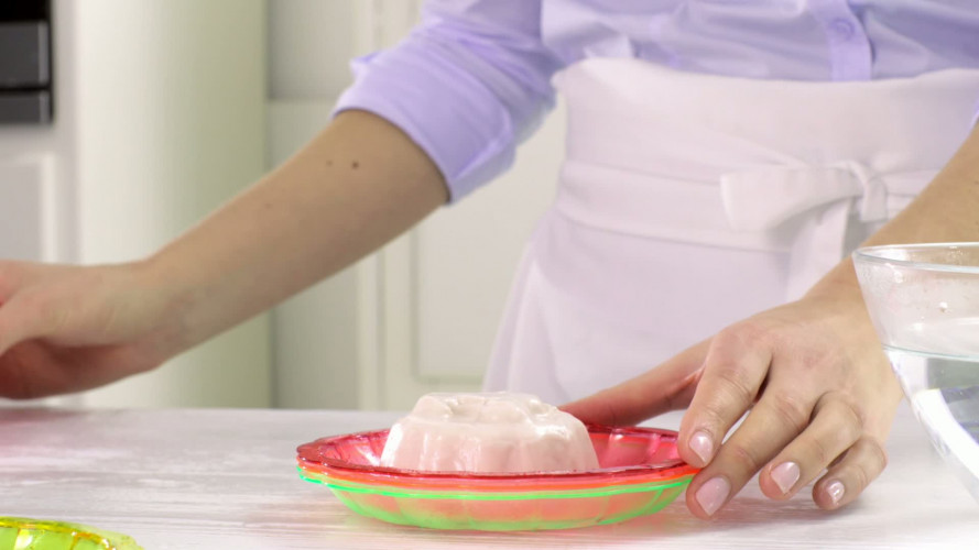 Yoghurtmousse met diksap stap 6.mov