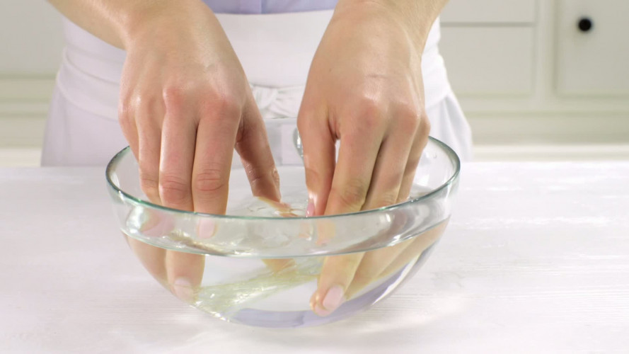 Bierbavarois met honing stap 1.mov