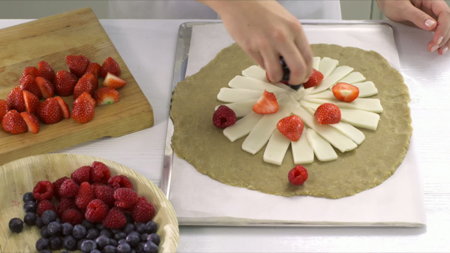 Boekweitgalette met zomerfruit stap 7.mov