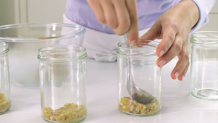Cheesecake in a jar stap 2.mov