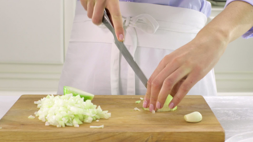 Pappardelle met cantharellenragout en dungesneden biefstuk stap 1.mov