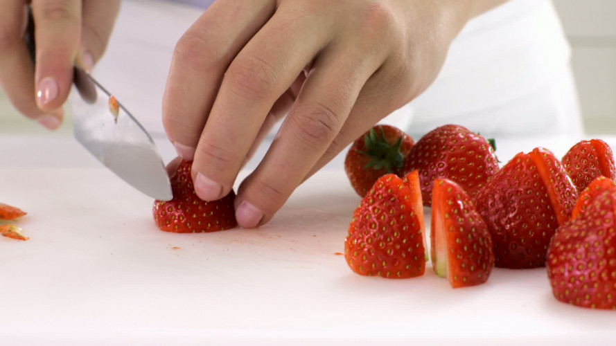 Aardbeien monchoutaart stap 4.mov