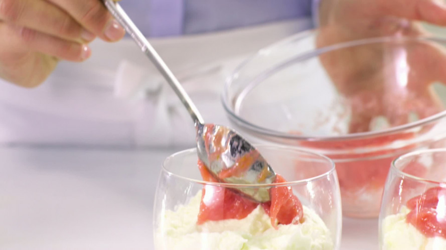 Rabarber tiramisu stap 6.mov