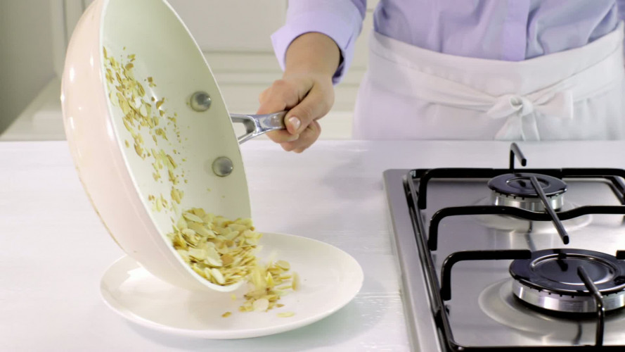 Slagroomversiertaart stap 1.mov