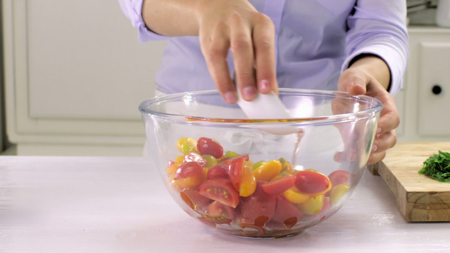 Tomatensalade met lamsworstjes stap 6.mov