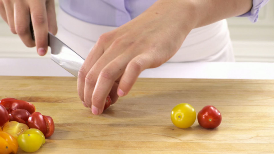 Tomatensalade met lamsworstjes stap 4.mov