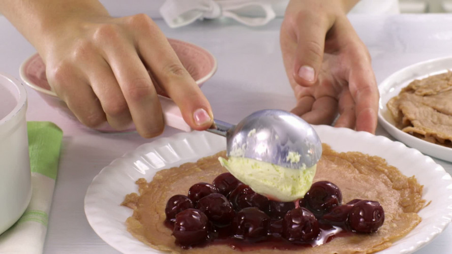 Flensjes met kriekensaus stap 5.mov