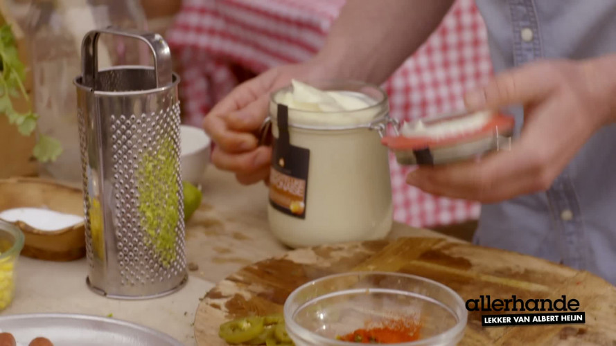 Spicy Latin hotdog stap 4