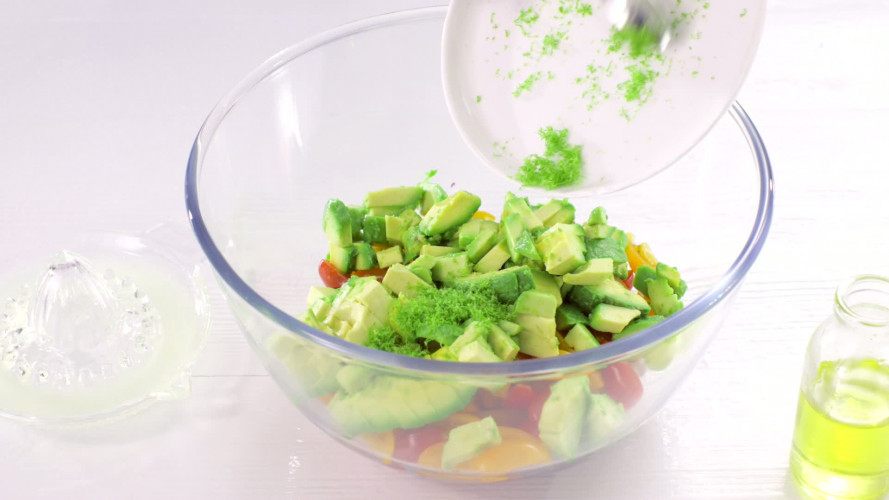 Gegrilde witte tonijn met avocadosalade stap 4.mov