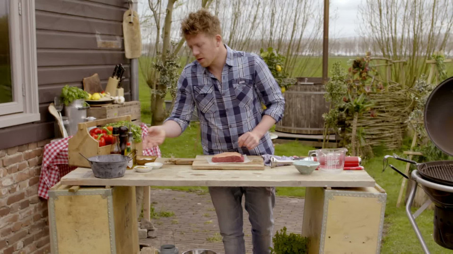 Gerookte entrecote met romesco stap 1.mp4