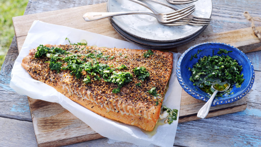 Warmgerookte zalm met gremolata