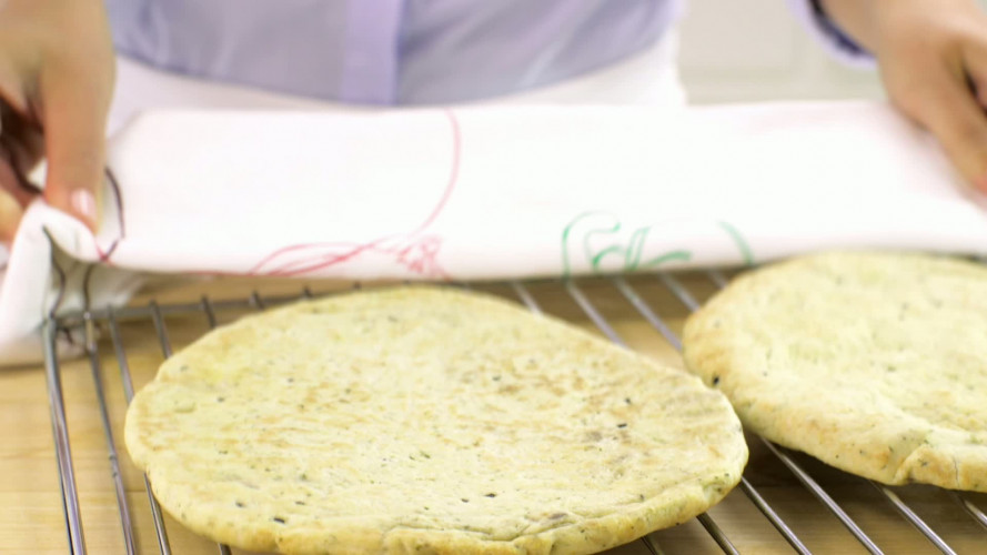 Kabeljauwburger met mangochutney stap 2.mov