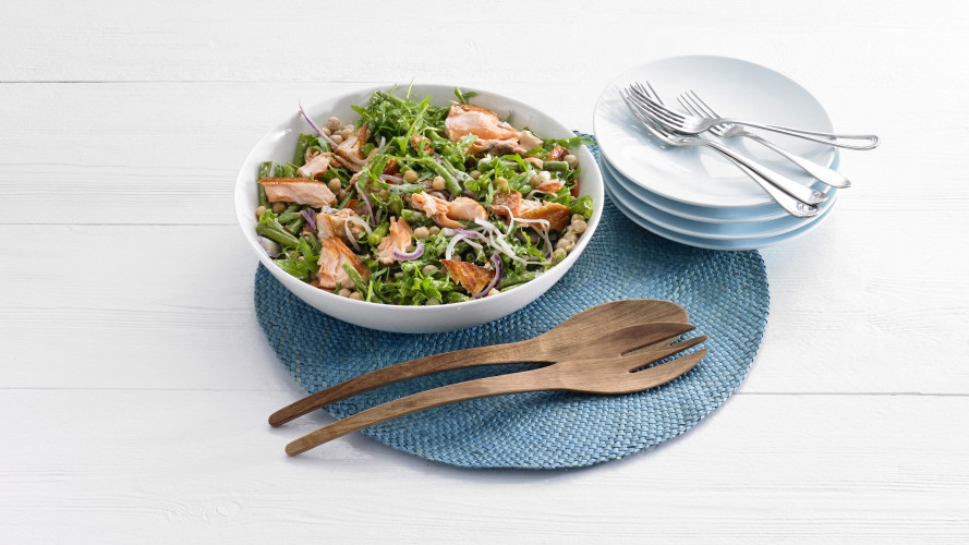 Kikkererwtensalade met zalm