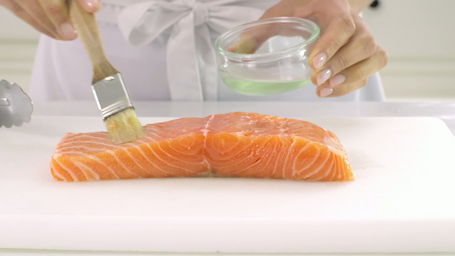 Kikkererwtensalade met zalm stap 8.mov