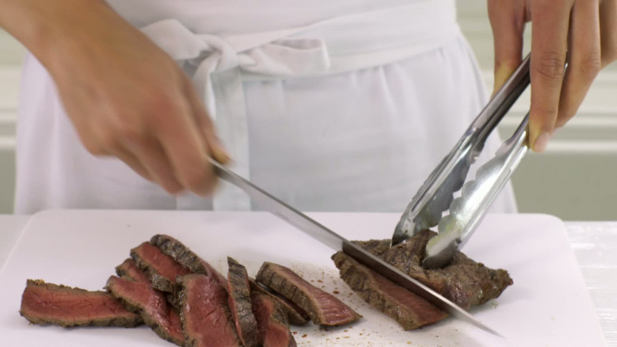 Steakstokbrood met rode ui en mierikswortel stap 7.mov