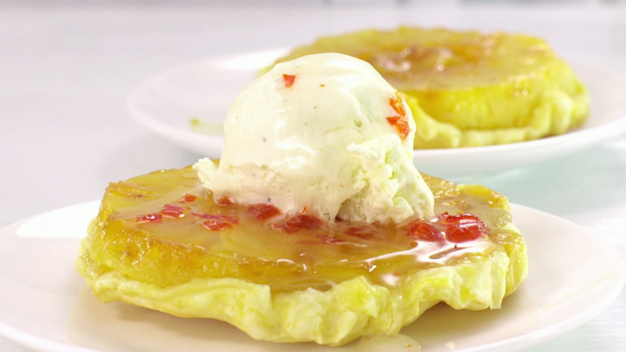 Tarte tatin met ananas en chilistroop stap 9.mov