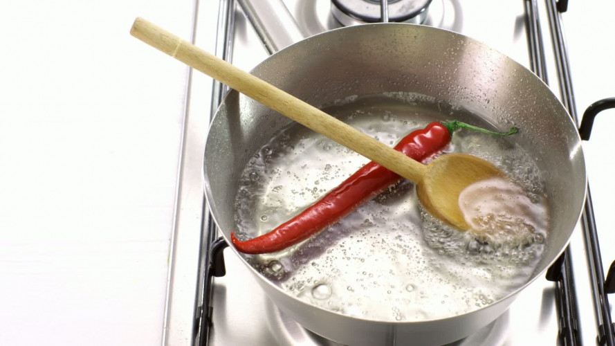 Tarte tatin met ananas en chilistroop stap 1.mov