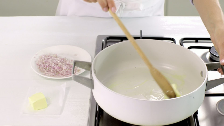 Risotto alla Milanese stap 5.mov