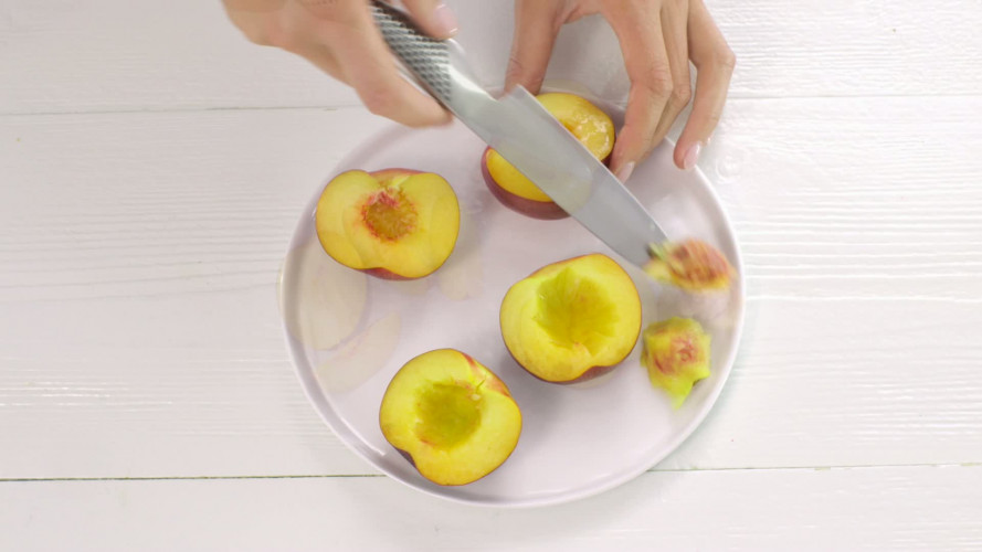 Tiramisu met nectarine, frambozen & hazelnoot stap 7.mov