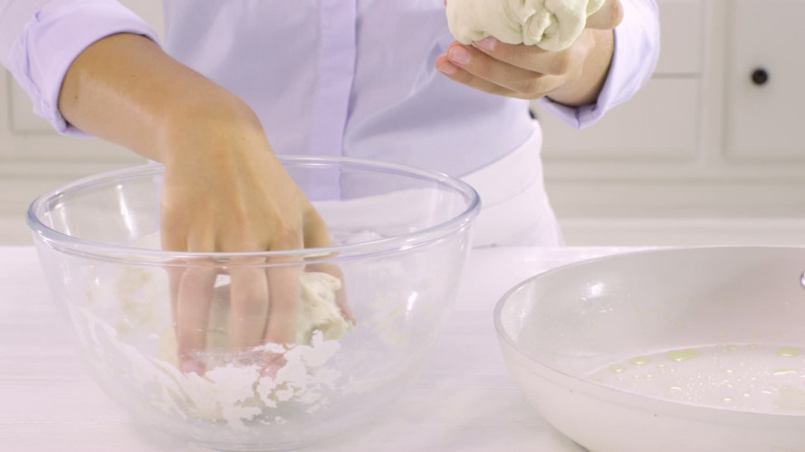 Panpizza peperoni stap 6.mov