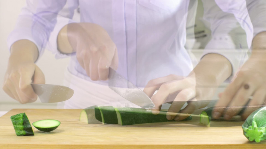 Nazomerstoof met courgette, spek & venkel stap 3.mov