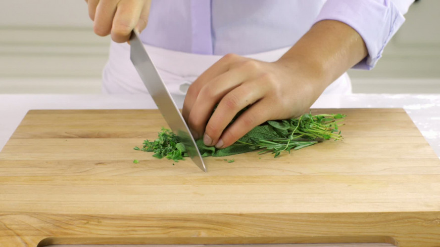 Nazomerstoof met courgette, spek & venkel stap 1.mov