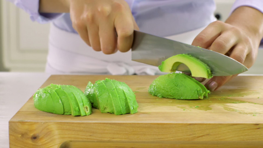 Quinoasushi met avocado stap 4.mov