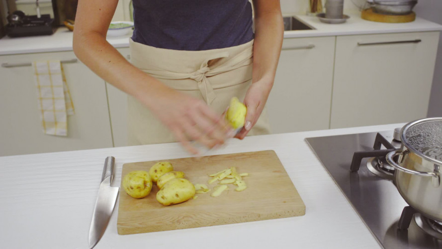 Zalm met waterkers-erwtenpuree stap 1.mov