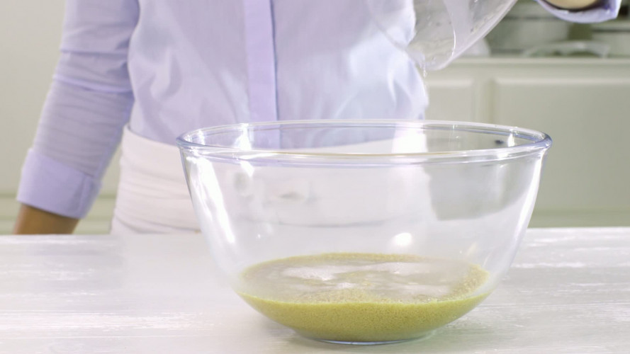 Gevulde courgettes met couscous & amandelen stap 5.mov