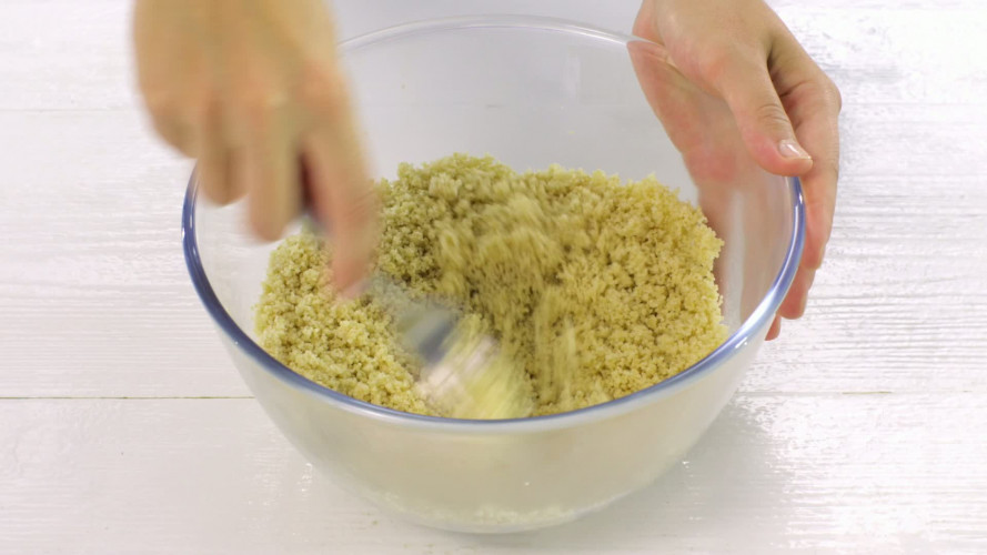 Gevulde courgettes met couscous & amandelen stap 8.mov