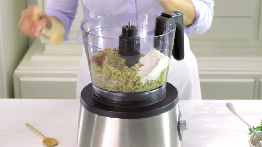 Pittige rode-linzenkoekjes in een pitabroodje stap 2.mov