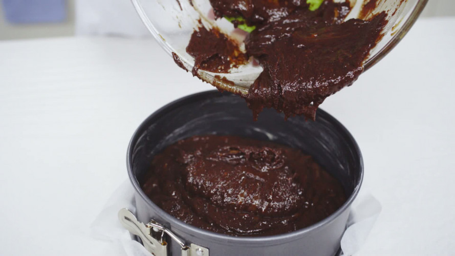 Chocoladetaart met pepernoten Stap 6.mp4