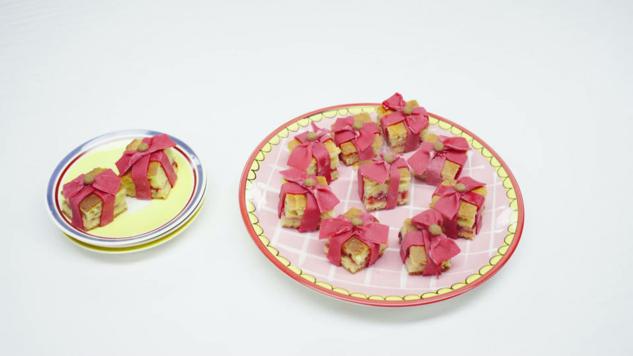 Sint en Piet cake-cadeautjes Stap 13.mp4