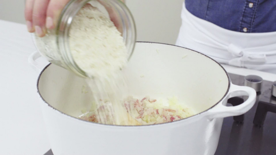 Risotto met zoete ui en spek Stap 3.mp4