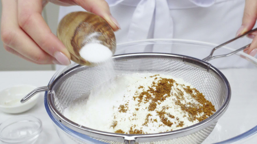 5 spices kerstfiguurtjes Stap 1.mp4